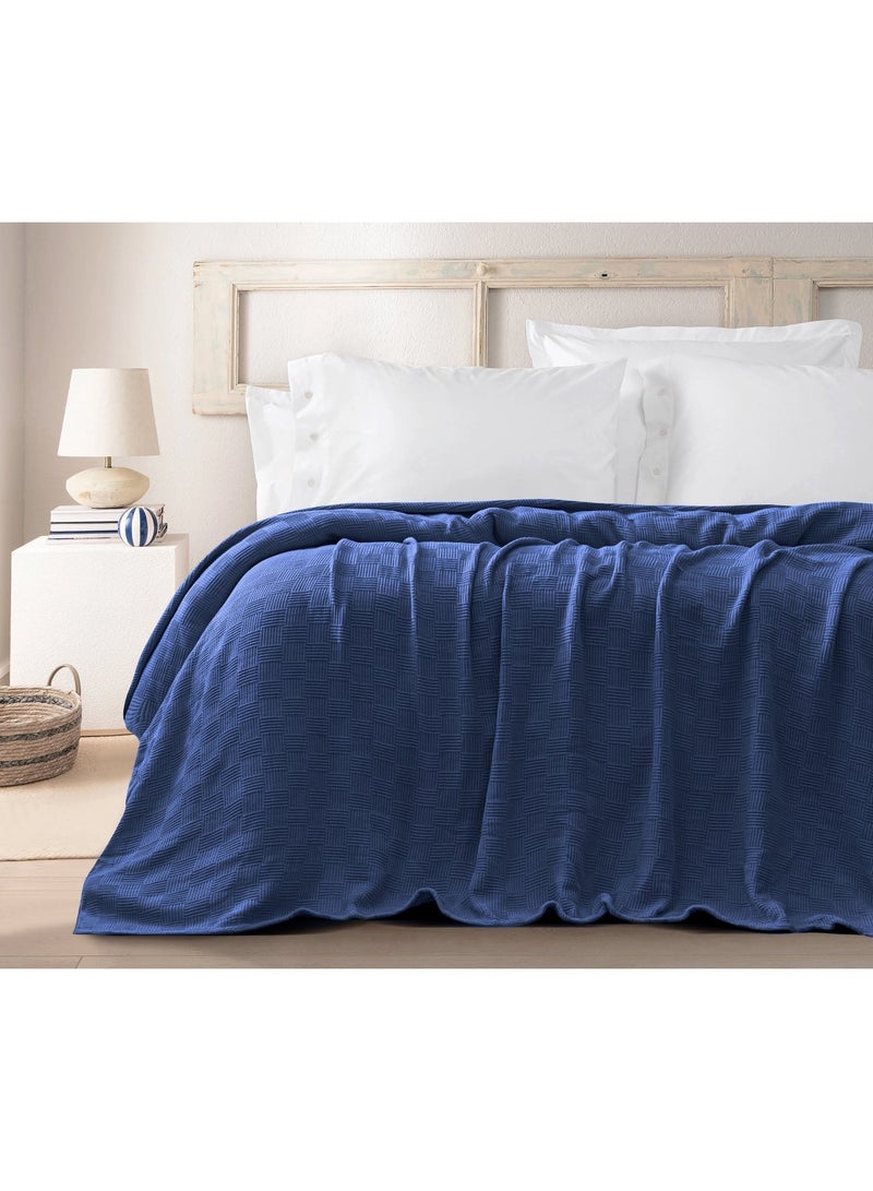 Relax Egyptian cotton Leno throw blanket,ultra-soft & lightweight with an elegant woven design ,king size 255x225 cm , Indigo Color - Image 3